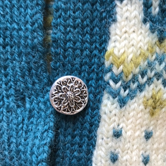 Viking Knit hand knit sweater - Picture 3 of 5